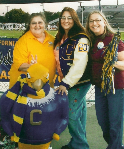 Monica Archer 74, Marian Scriper 74, Cheryl Fine 74 & Joe Condor - photo Mark Lassiter.